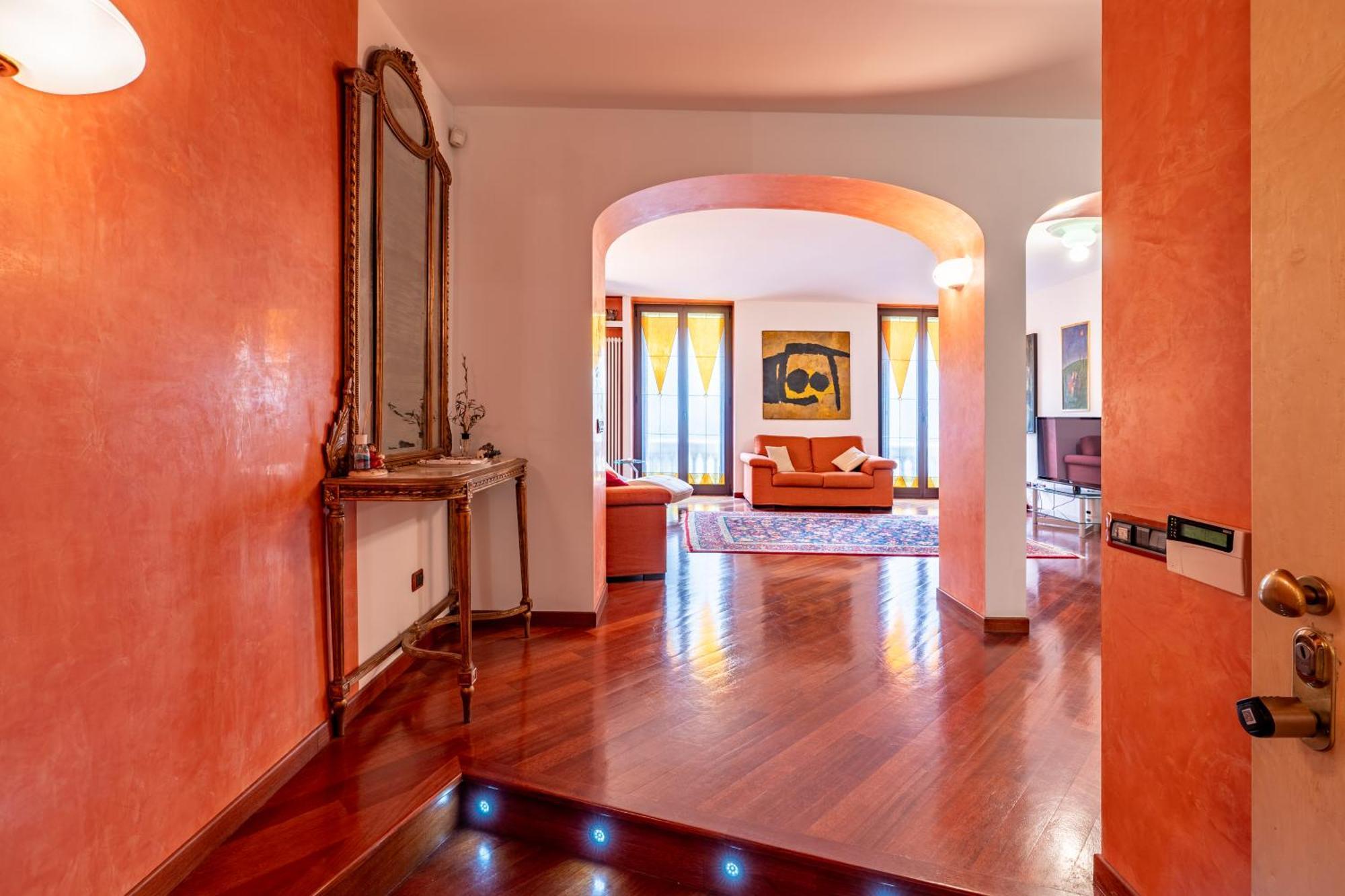 Appartamento Magnifico - Porta Venezia - Wifi Milán Exterior foto